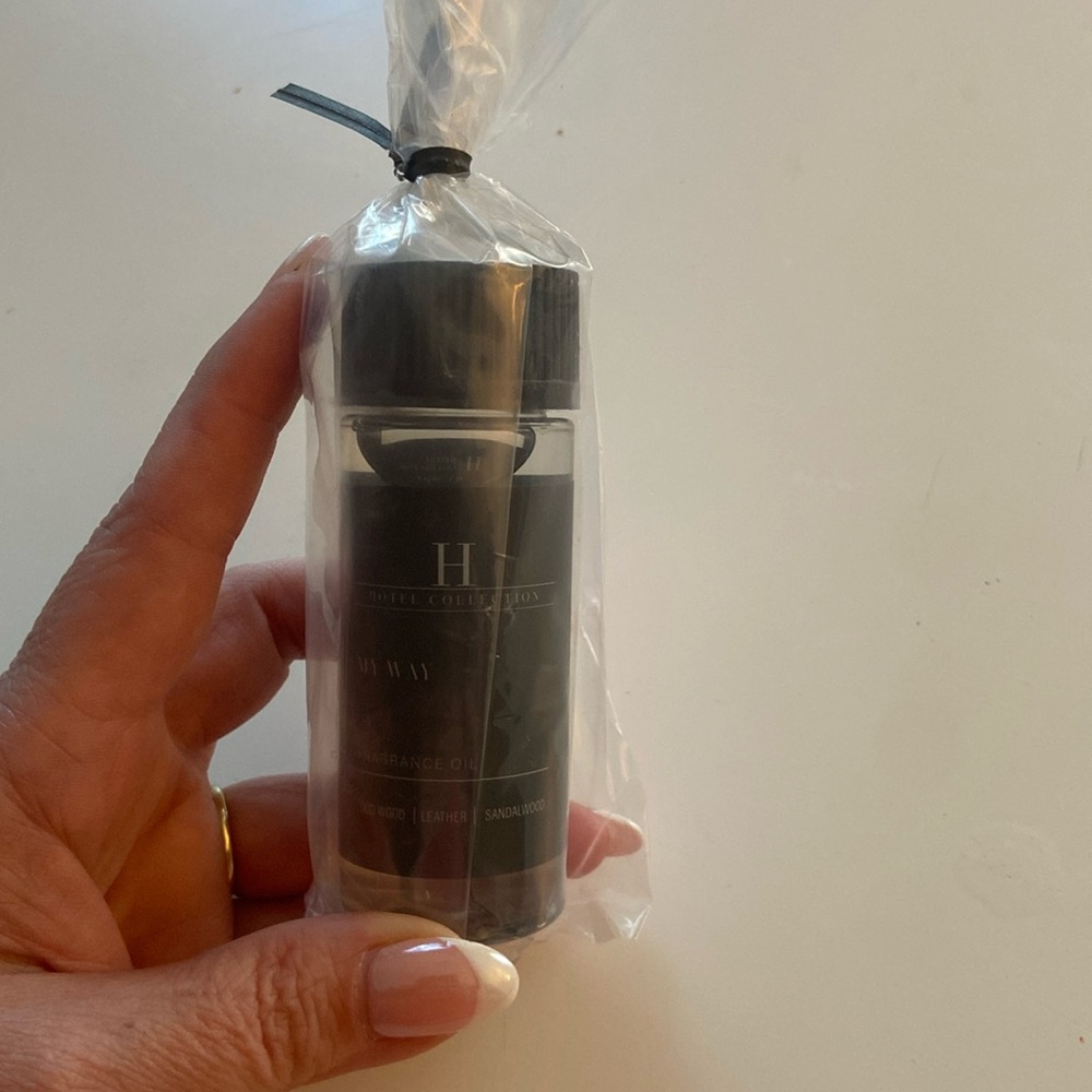 Hotel Collection - MY WAY - 1.7 oz diffuser oil